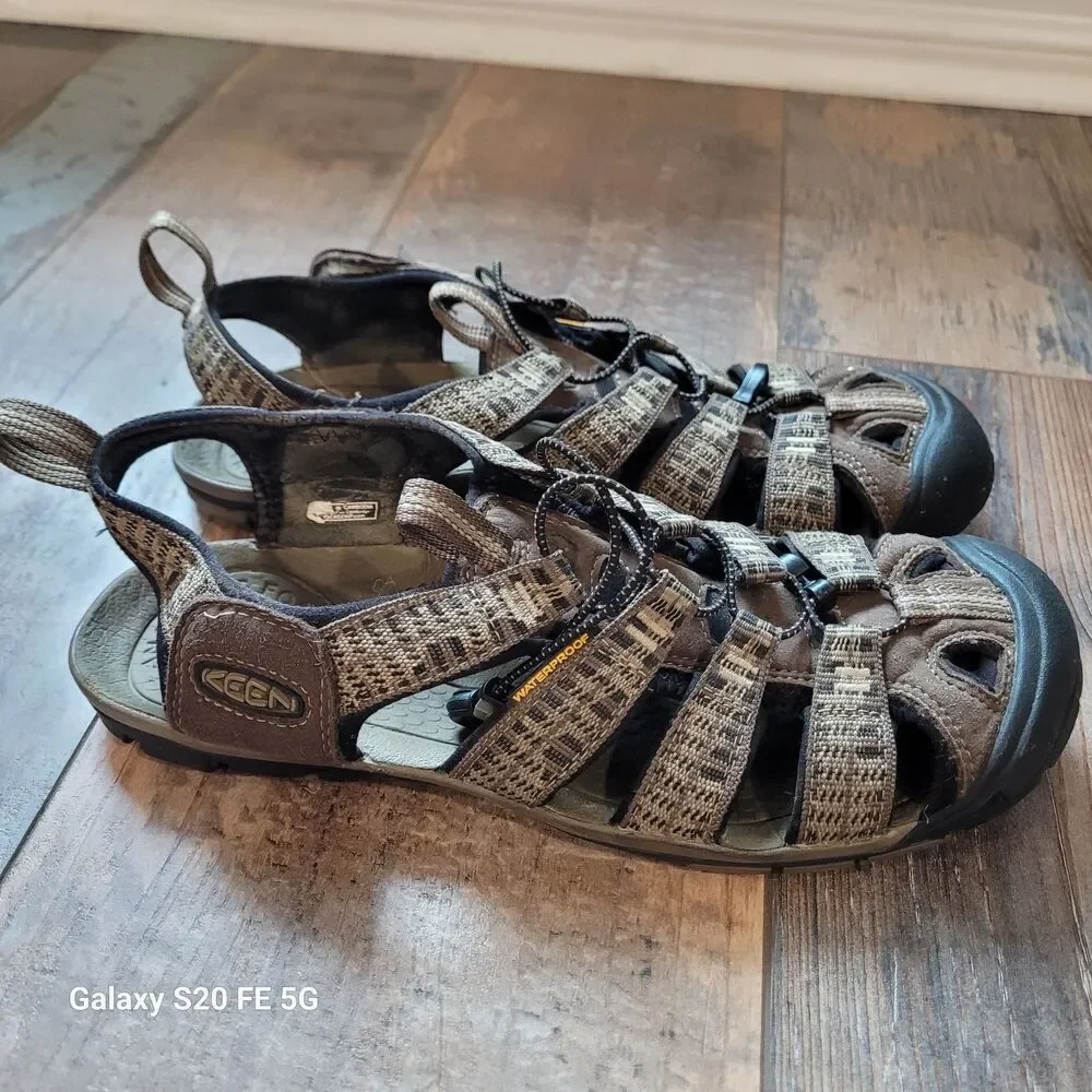 KEEN M7  Womens US 8.5 Hiking Sandals Waterproof Gray Brown Trail Sport READ SB9